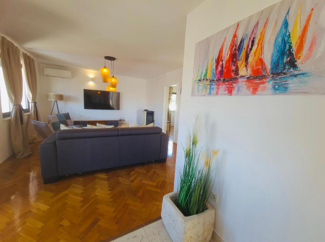 Apartments Mia โอครูกกอร์นญี ภายนอก รูปภาพ