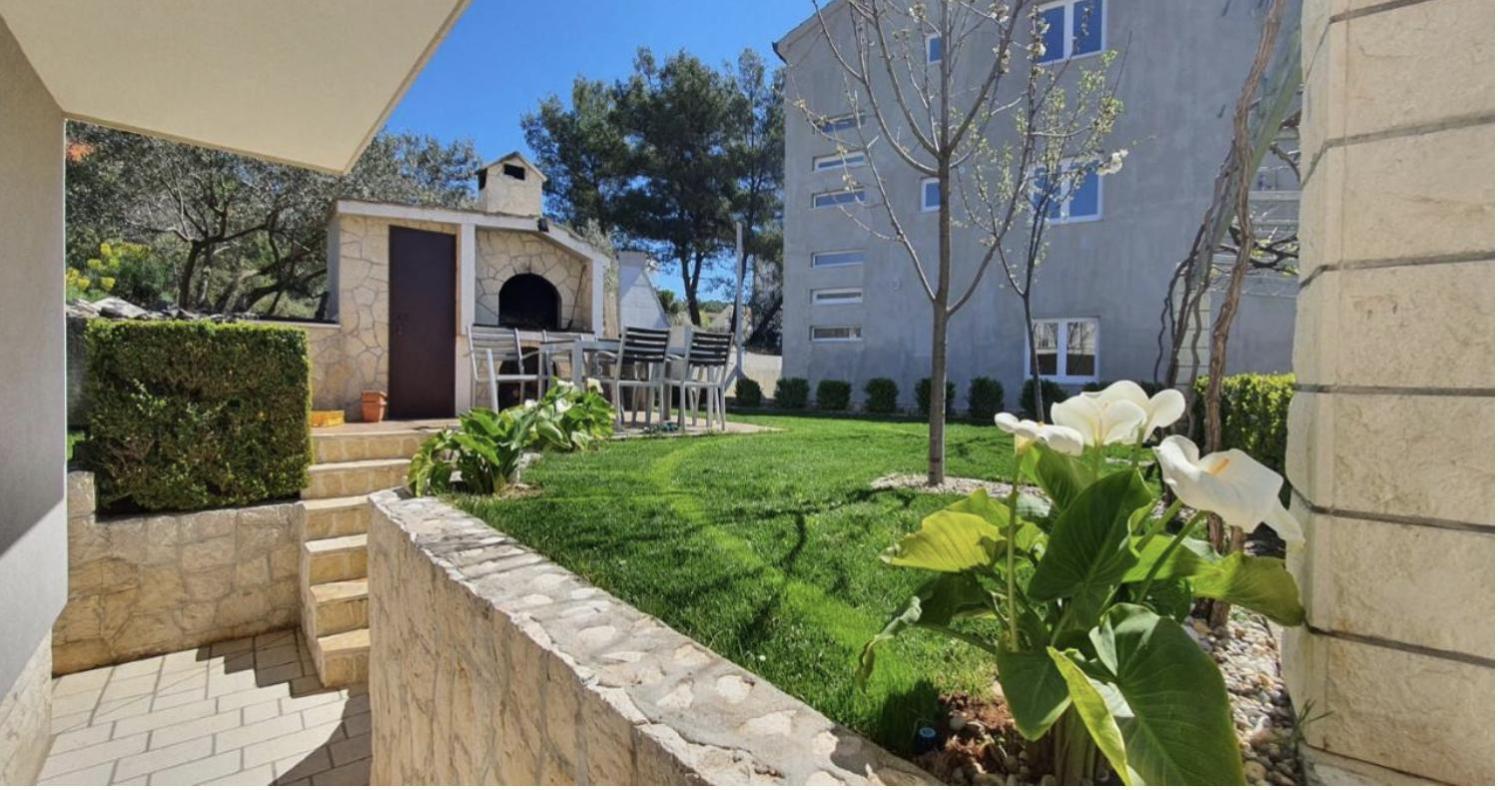 Apartments Mia โอครูกกอร์นญี ภายนอก รูปภาพ